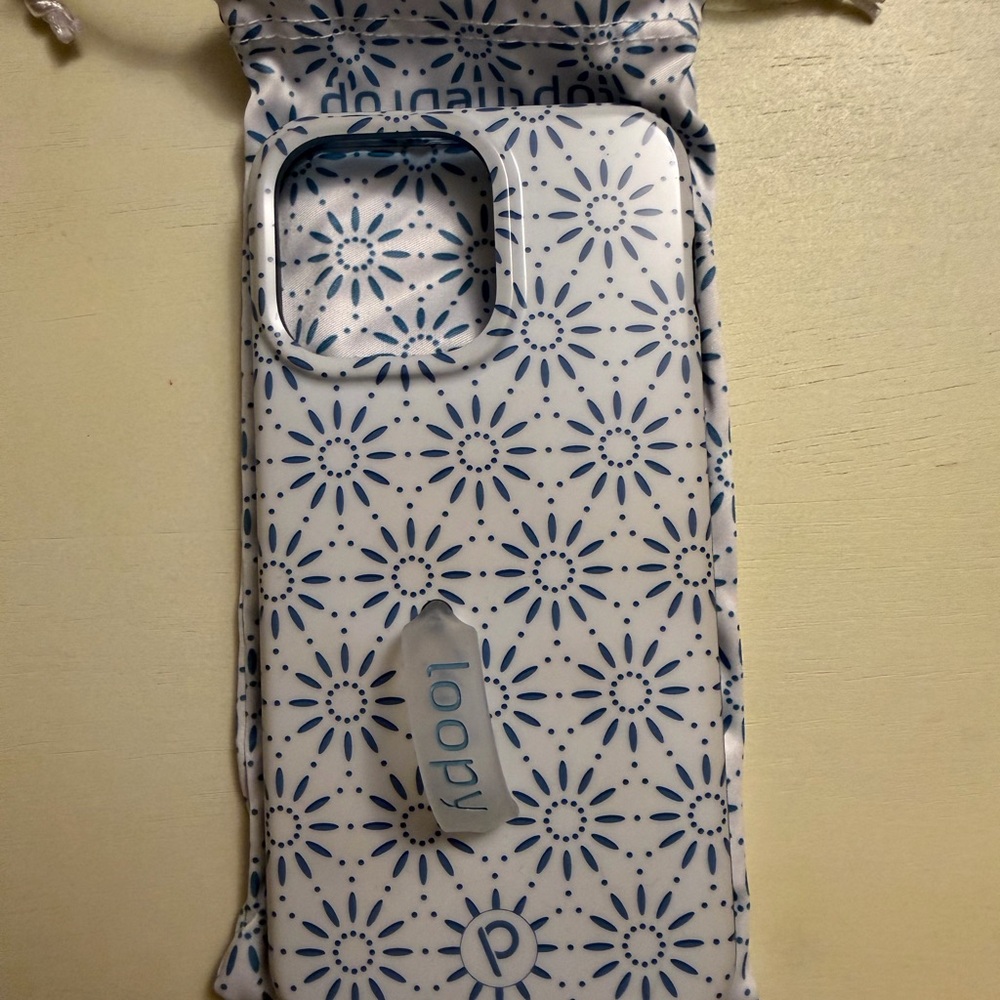 Loopy Case Blue and White Patterned Phone Case